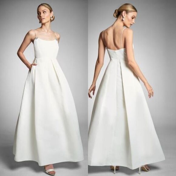 NWT Sachin & Babi Gwen crystal-embellished flared gown Size 2 $895 - Picture 1 of 11